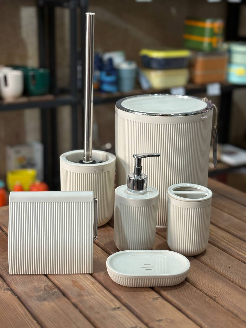 ست سرویس بهداشتی 6 تکه پادیز(ارسال رایگان)